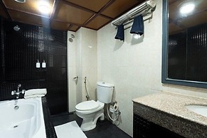 Hotel Mainak & Health Club