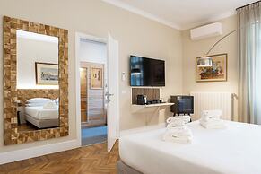 Pier Capponi 17 Room & Suites