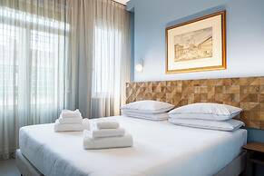 Pier Capponi 17 Room & Suites