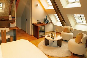 FÓLKLORE BOUTIQUE HOTEL