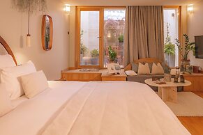 FÓLKLORE BOUTIQUE HOTEL