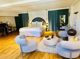 FÓLKLORE BOUTIQUE HOTEL