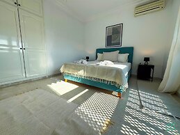 Coste Sidi Bou Said A2 Beautiful and Central