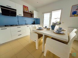 Coste Sidi Bou Said A2 Beautiful and Central