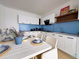 Coste Sidi Bou Said A2 Beautiful and Central