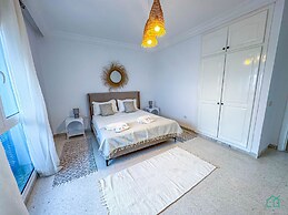 Coste Sidi Bou Said A4 Cozyand Central