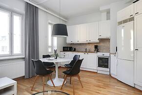 Kotimaailma Apartments Kamppi - 3BR