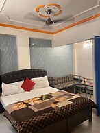 Goroomgo Temple City guest house