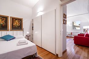 Venice Guggenheim Apartment by Wonderful Italy