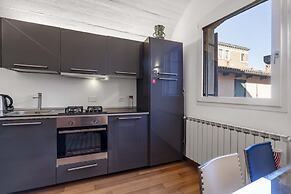Venice Guggenheim Apartment by Wonderful Italy