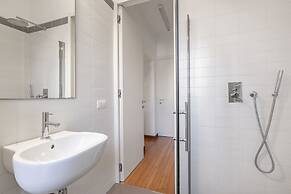 Venice Guggenheim Apartment by Wonderful Italy