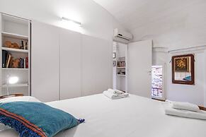 Venice Guggenheim Apartment by Wonderful Italy