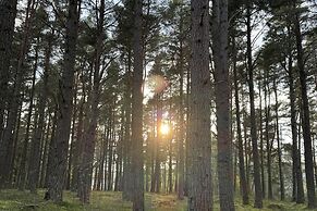 Highland Chalet Retreat in Boat of Garten