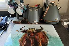 Highland Chalet Retreat in Boat of Garten