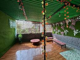 Goroomgo P G on Ganges Varanasi