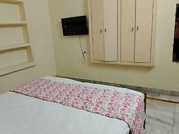 Goroomgo P G on Ganges Varanasi