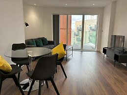 Modern 2 bed With Parking - Grand Exchange Bracknell