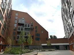 Modern 2 bed With Parking - Grand Exchange Bracknell