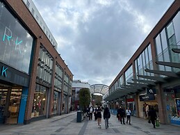 Modern 2 bed With Parking - Grand Exchange Bracknell