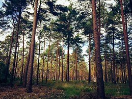 Modern 2 bed With Parking - Grand Exchange Bracknell