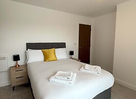 Modern 2 bed With Parking - Grand Exchange Bracknell