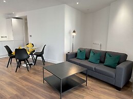 Modern 2 bed With Parking - Grand Exchange Bracknell