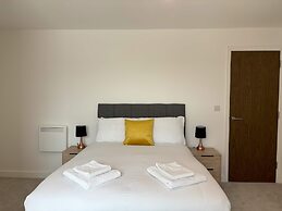 Modern 2 bed With Parking - Grand Exchange Bracknell