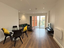 Modern 2 bed With Parking - Grand Exchange Bracknell