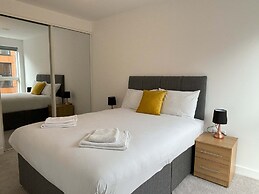 Modern 2 bed With Parking - Grand Exchange Bracknell