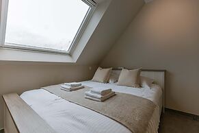 Spacious 3-bedroom Apartment in Oostende