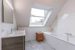 Spacious 3-bedroom Apartment in Oostende