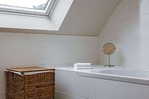 Spacious 3-bedroom Apartment in Oostende