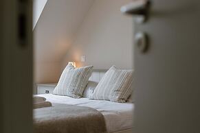 Spacious 3-bedroom Apartment in Oostende