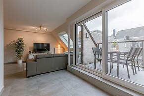 Spacious 3-bedroom Apartment in Oostende