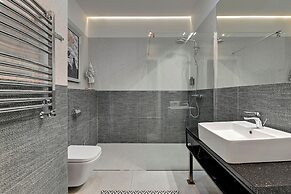 Deo Plaza by Downtown Apartments