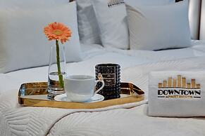 Deo Plaza by Downtown Apartments