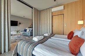 Deo Plaza by Downtown Apartments