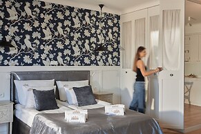 Deo Plaza by Downtown Apartments