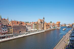 Deo Plaza by Downtown Apartments