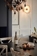 Deo Plaza by Downtown Apartments