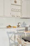 Deo Plaza by Downtown Apartments