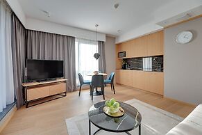 Deo Plaza by Downtown Apartments