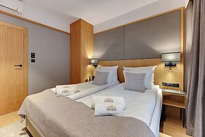 Deo Plaza by Downtown Apartments