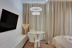 Deo Plaza by Downtown Apartments