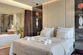 Deo Plaza by Downtown Apartments