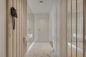 Deo Plaza by Downtown Apartments