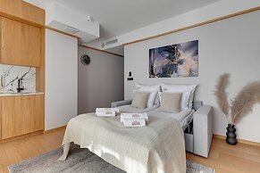 Deo Plaza by Downtown Apartments