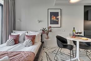 Deo Plaza by Downtown Apartments