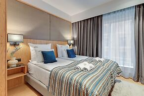 Deo Plaza by Downtown Apartments