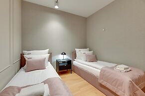 Deo Plaza by Downtown Apartments